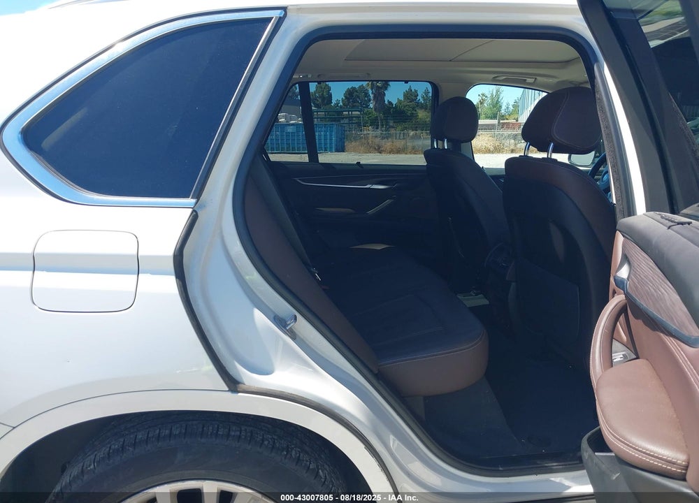 2016 BMW X5 VIN: 5UXKR0C52G0S87968