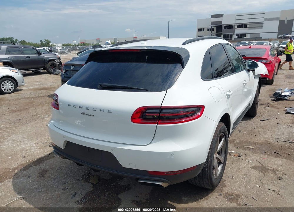 2018 PORSCHE MACAN VIN: WP1AA2A53JLB09882