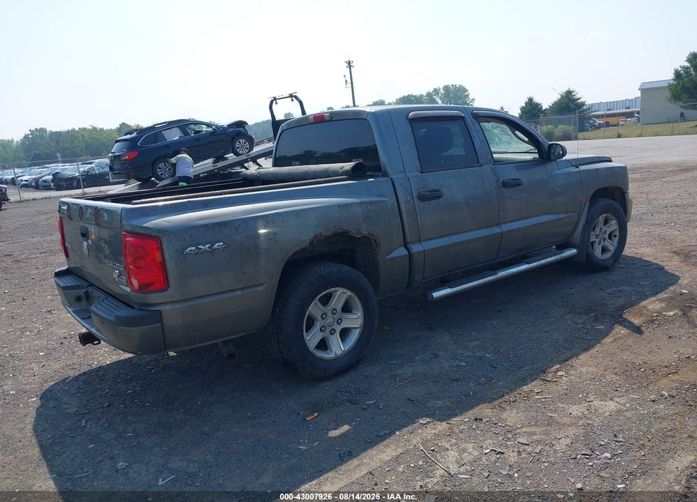 2011 RAM DAKOTA VIN: 1D7RW3GK7BS712890