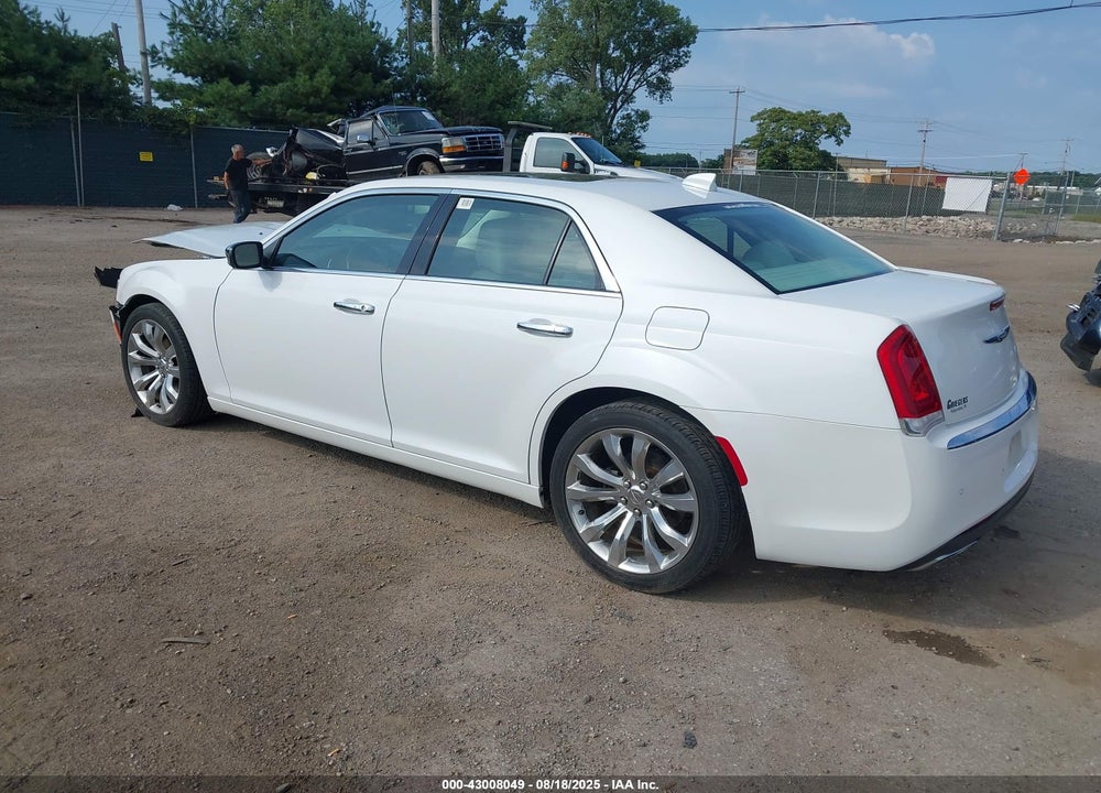 2015 CHRYSLER 300 VIN: 2C3CCAEG2FH772766