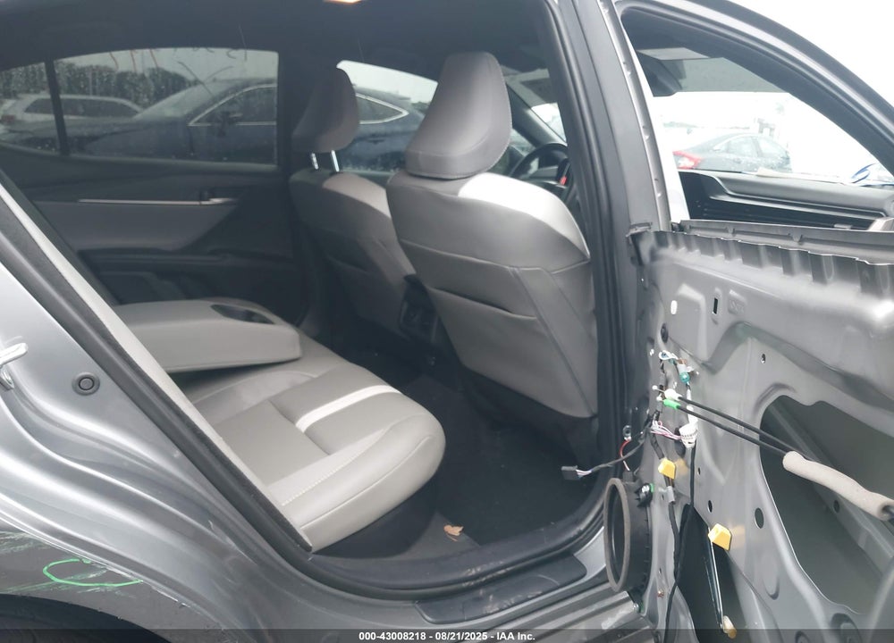2025 TOYOTA CAMRY SE VIN: 4T1DBADK8SU512884