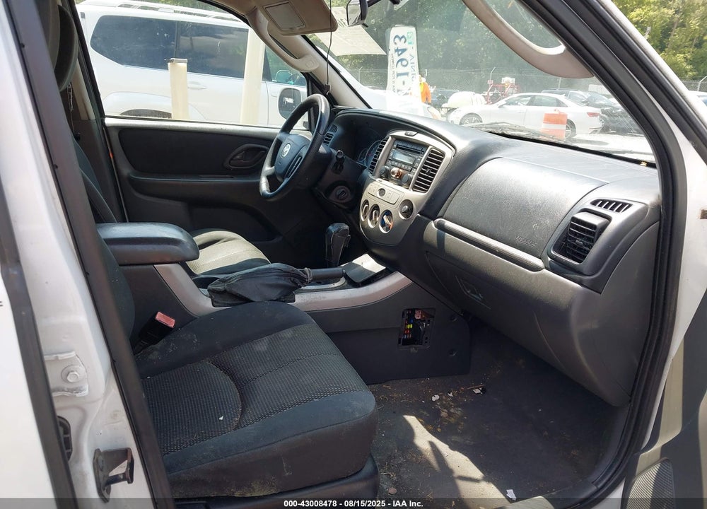 2005 MAZDA TRIBUTE S VIN: 4F2CZ94185KM17114
