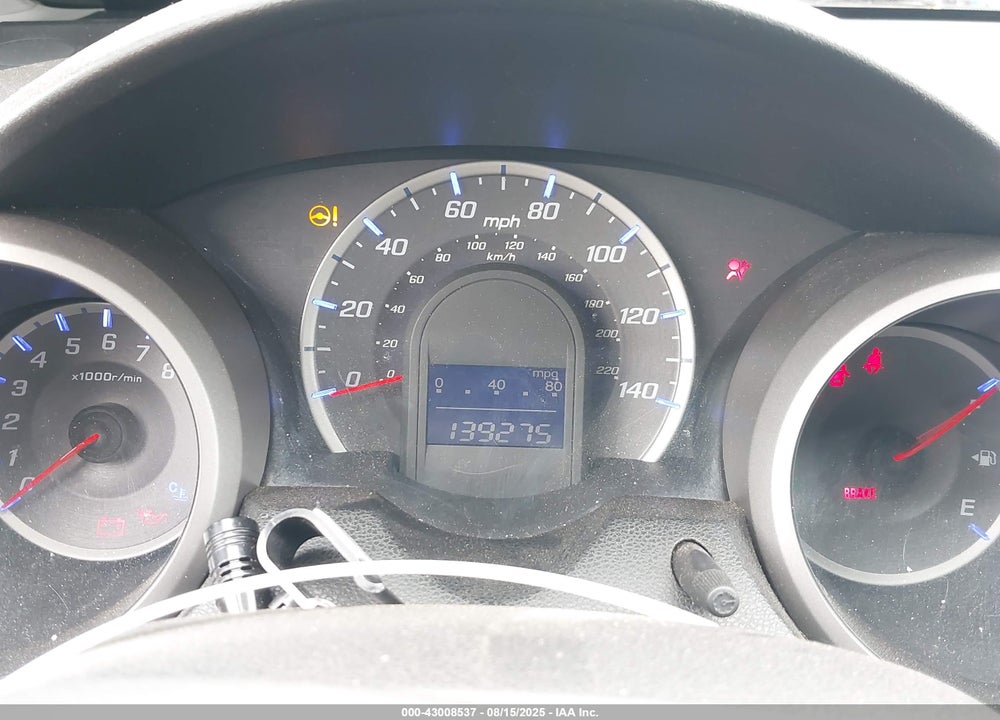 2011 HONDA FIT VIN: JHMGE8H39BS011081