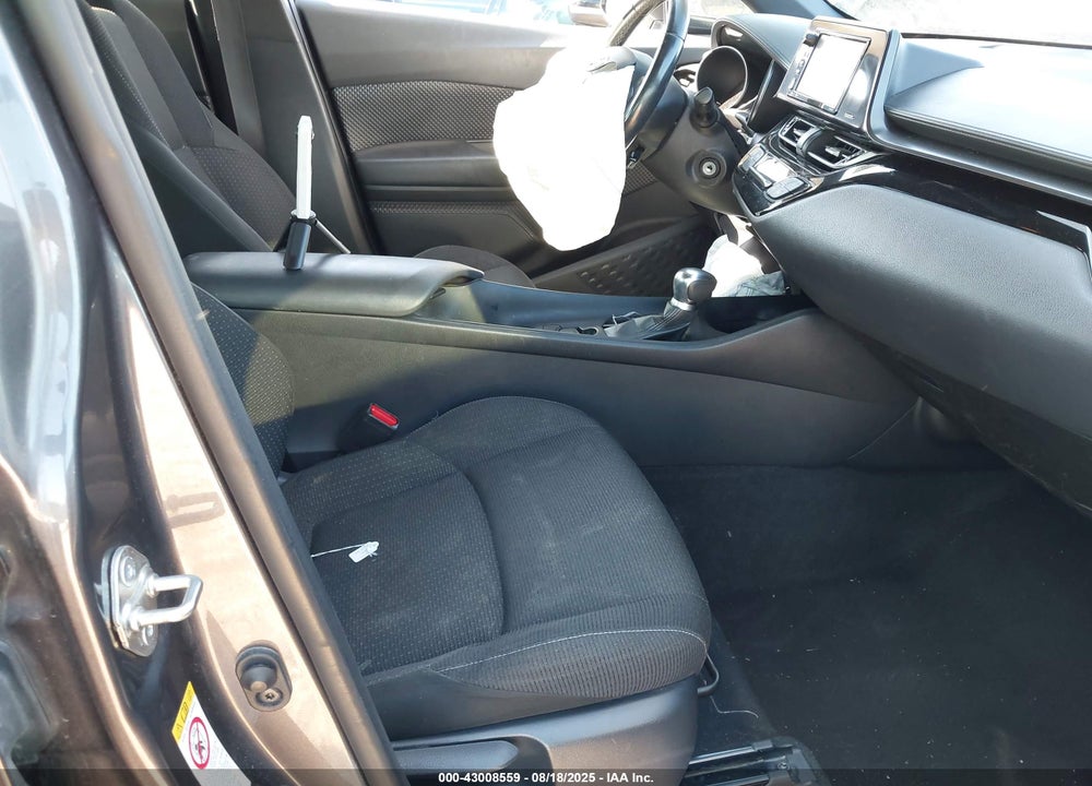 2018 TOYOTA C-HR XLE VIN: JTNKHMBX0J1007492