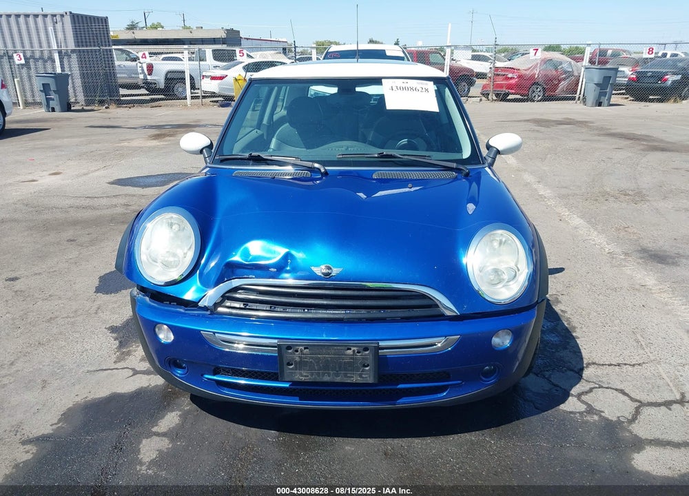 2005 MINI COOPER VIN: WMWRC33515TK62720