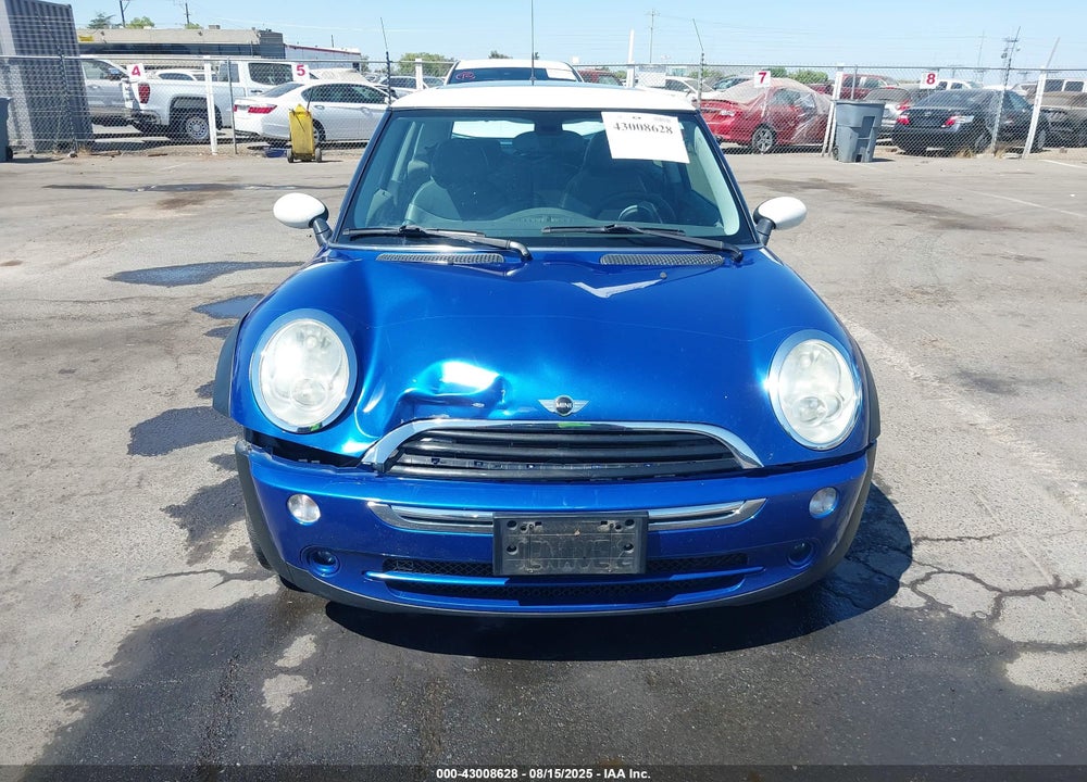 2005 MINI COOPER VIN: WMWRC33515TK62720