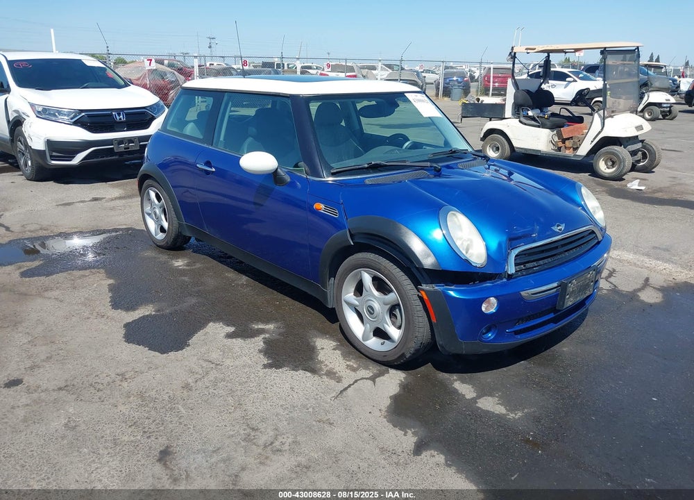 2005 MINI COOPER VIN: WMWRC33515TK62720