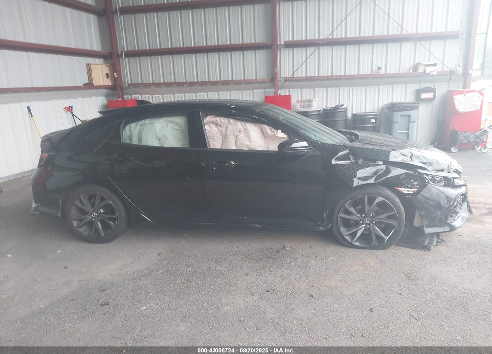 2018 HONDA CIVIC VIN: SHHFK7H43JU428313