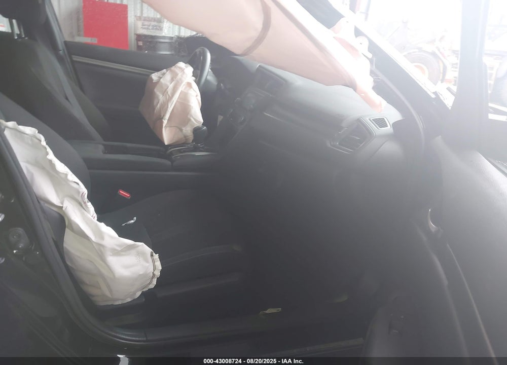 2018 HONDA CIVIC VIN: SHHFK7H43JU428313