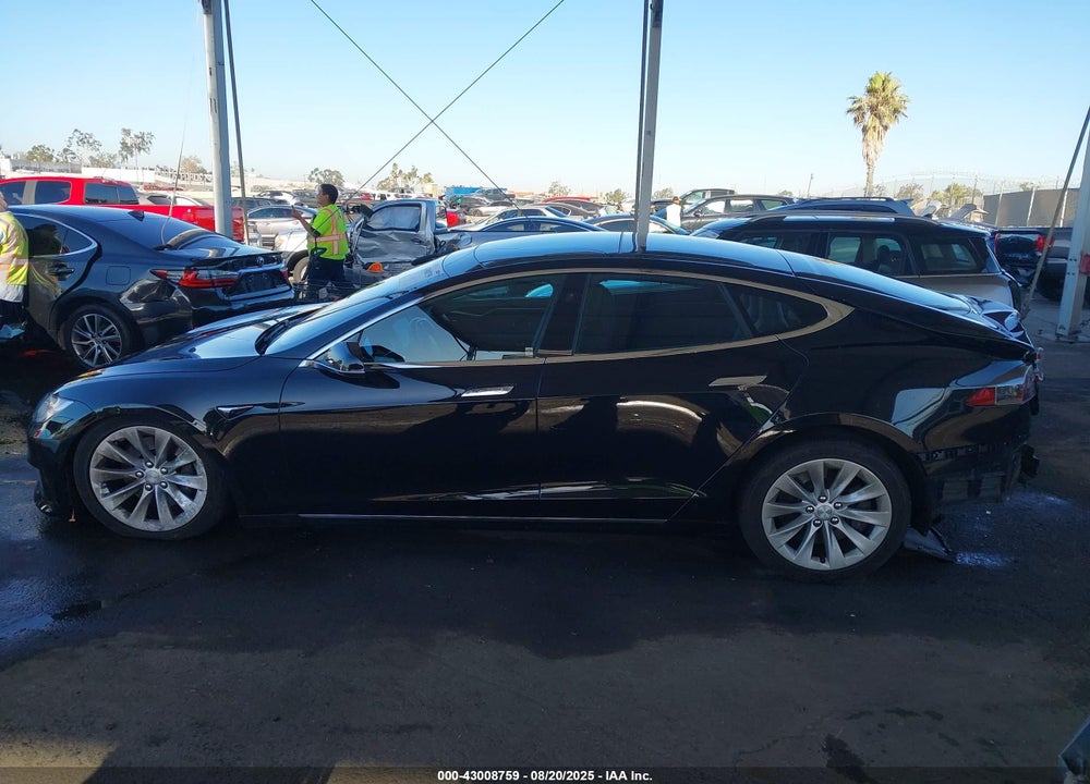 2018 TESLA MODEL S VIN: 5YJSA1E28JF264740