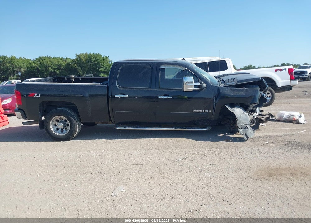 2008 CHEVROLET SILVERADO 2500HD LT1 VIN: 1GCHK23KX8F106339