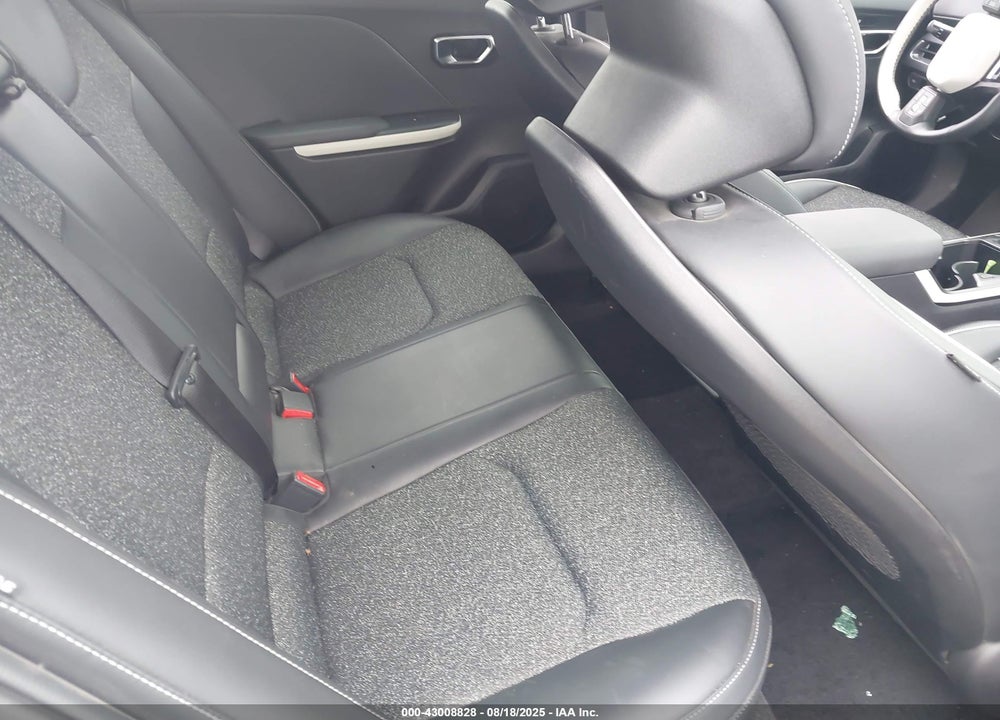 2025 KIA K4 VIN: 3KPFW4DE3SE127535