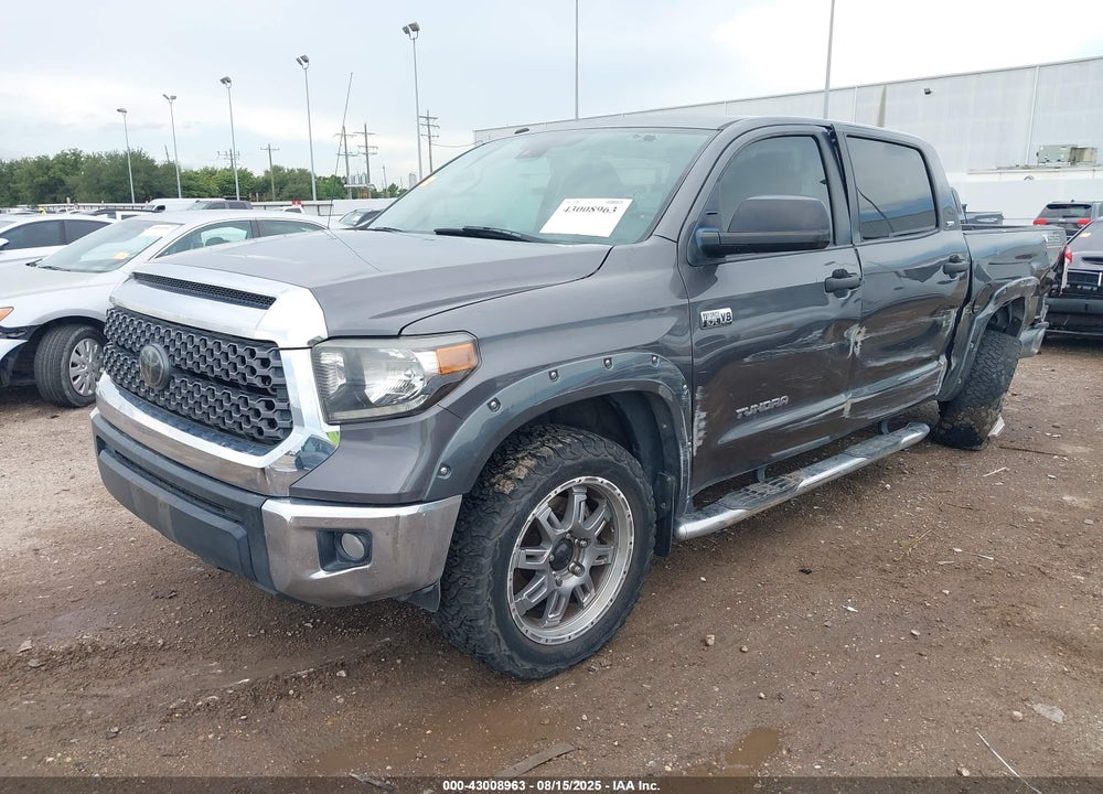 2018 TOYOTA TUNDRA SR5 5.7L V8 VIN: 5TFDW5F12JX689920
