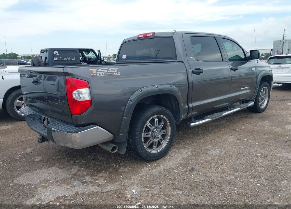 2018 TOYOTA TUNDRA SR5 5.7L V8 VIN: 5TFDW5F12JX689920