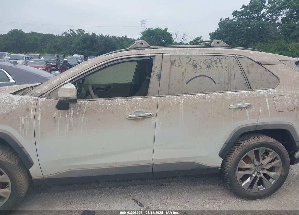 2019 TOYOTA RAV4 VIN: 2T3N1RFV0KW078061
