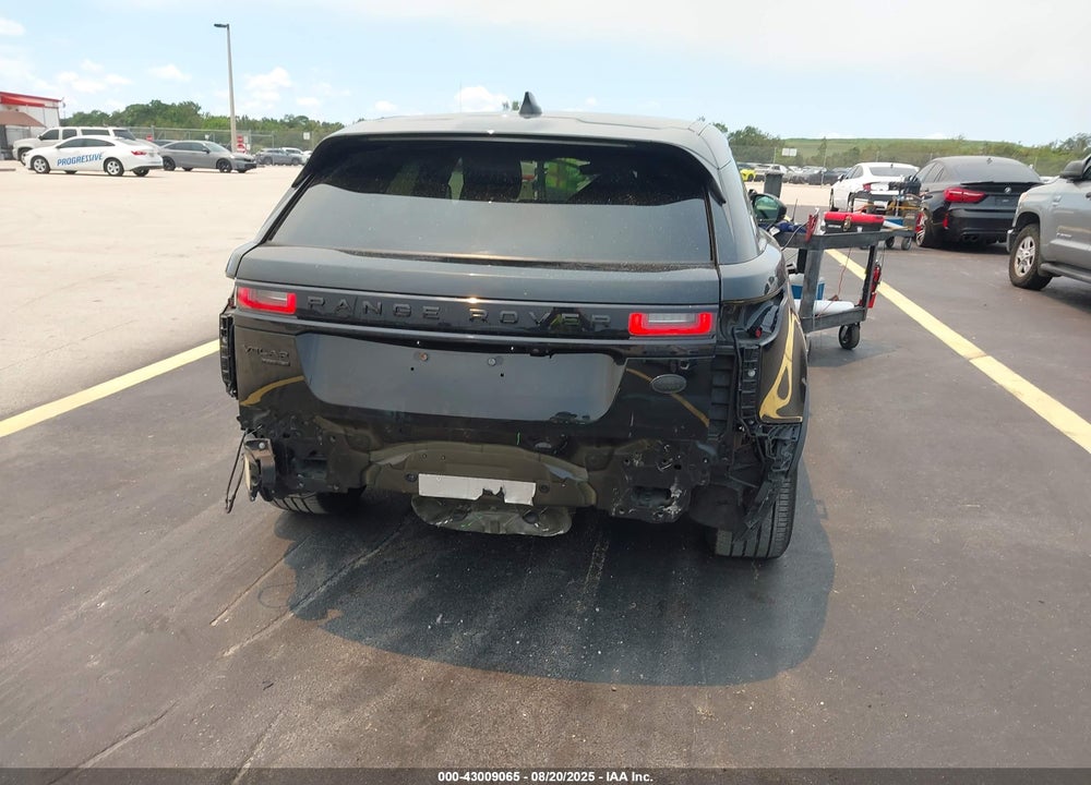 2018 LAND ROVER RANGE ROVER VELAR VIN: SALYB2RVXJA757399