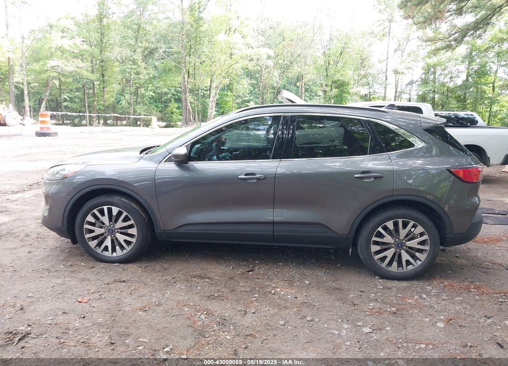 2021 FORD ESCAPE VIN: 1FMCU9DZ1MUB25825