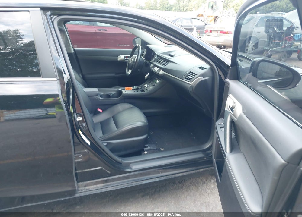2012 LEXUS CT 200H VIN: JTHKD5BH4C2082562