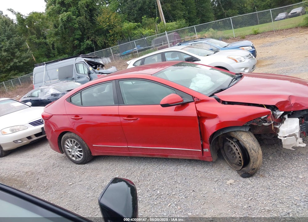 2017 HYUNDAI ELANTRA VIN: 5NPD74LF6HH146406