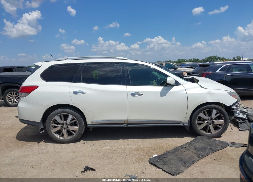 2015 NISSAN PATHFINDER VIN: 5N1AR2MN7FC628197