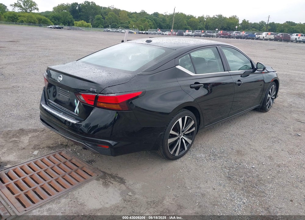 2022 NISSAN ALTIMA SR FWD VIN: 1N4BL4CV4NN424943