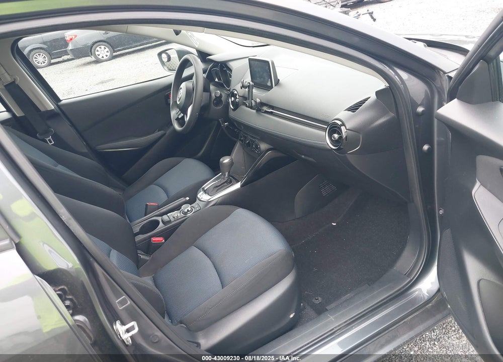 2017 TOYOTA YARIS IA VIN: 3MYDLBYVXHY154528