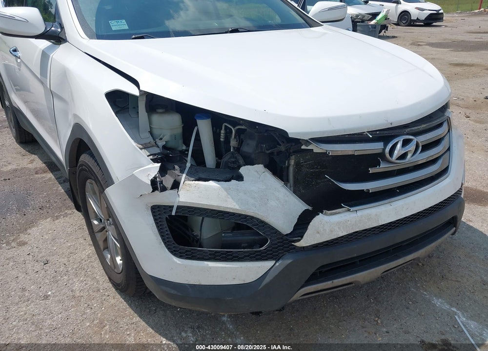 2016 HYUNDAI SANTA FE VIN: 5XYZU3LB6GG330269