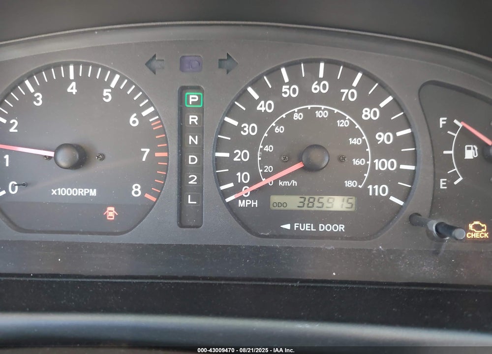 2000 TOYOTA SIENNA XLE VIN: 4T3ZF13C8YU275205