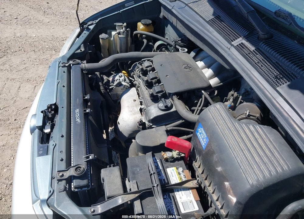 2000 TOYOTA SIENNA XLE VIN: 4T3ZF13C8YU275205