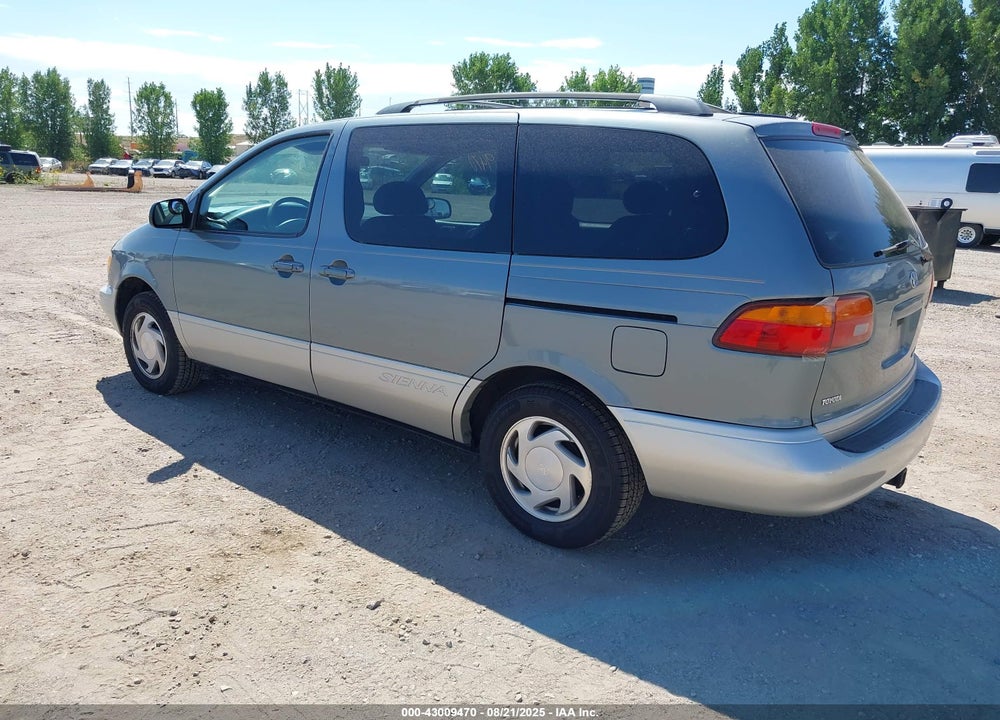 2000 TOYOTA SIENNA XLE VIN: 4T3ZF13C8YU275205