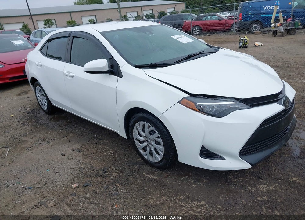 2018 TOYOTA COROLLA LE VIN: 2T1BURHE4JC027811
