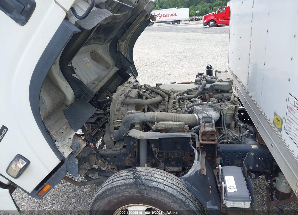 2014 ISUZU NPR HD DSL REG AT VIN: JALC4W162E7001770