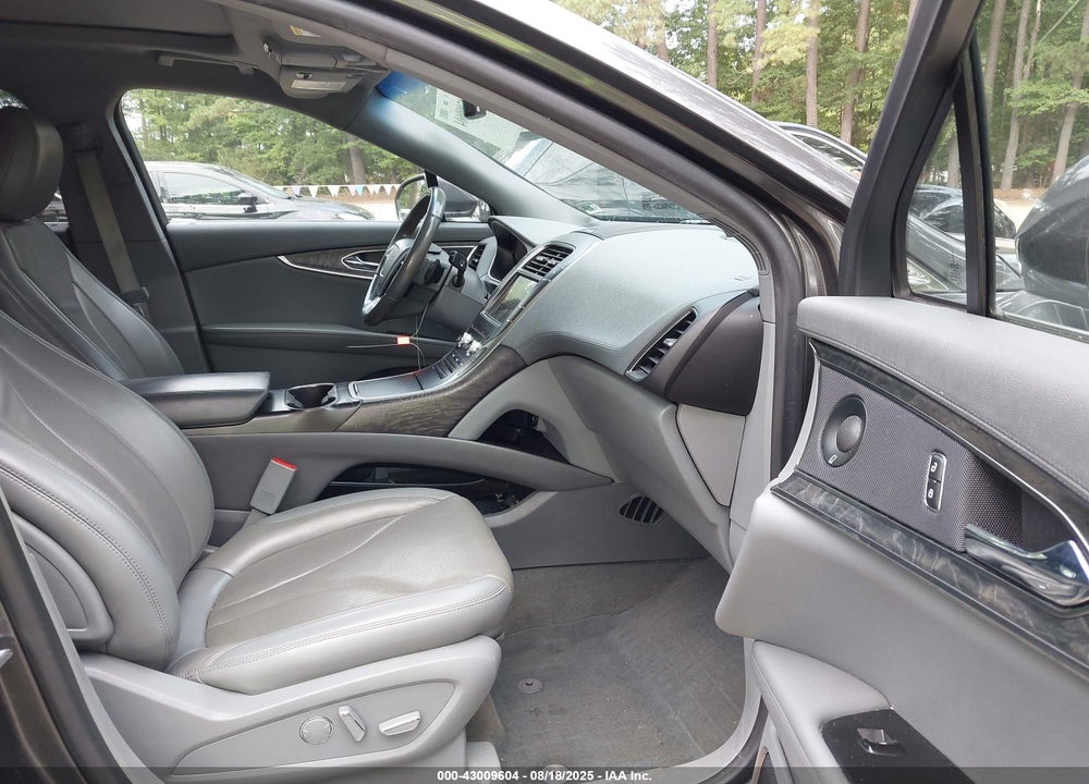 2020 LINCOLN NAUTILUS VIN: 2LMPJ8K93LBL01189