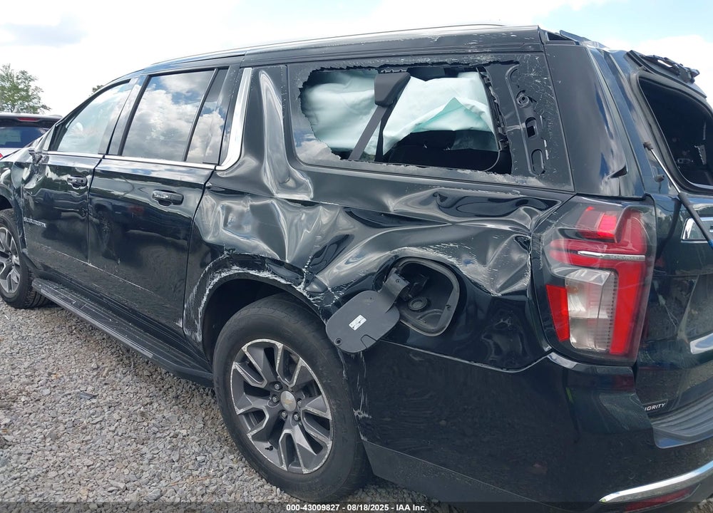 2022 CHEVROLET SUBURBAN VIN: 1GNSKCKD2NR285475