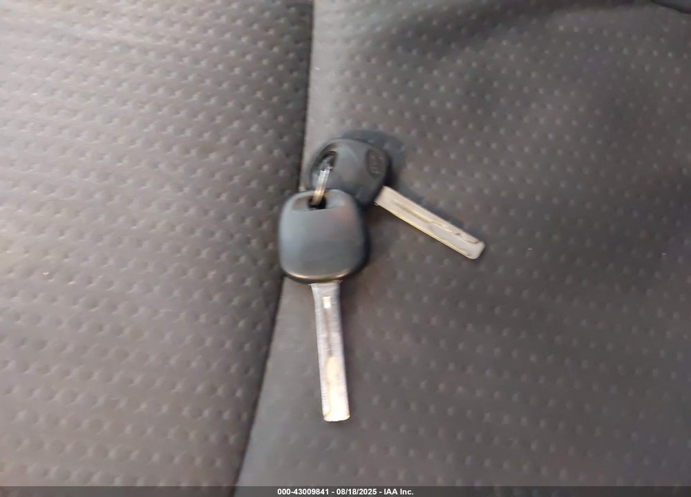 2013 KIA SORENTO VIN: 5XYKT3A6XDG382090