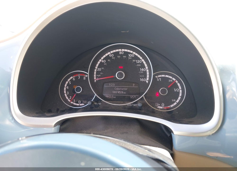 2015 VOLKSWAGEN BEETLE VIN: 3VWJ17AT7FM614517