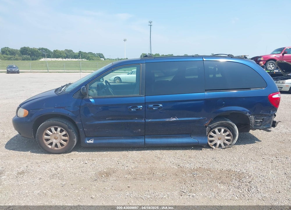 2002 CHRYSLER TOWN & COUNTRY EX VIN: 2C4GP74L42R632208