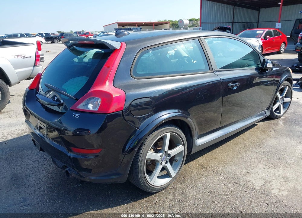 2013 VOLVO C30 VIN: YV1672MK8D2305750