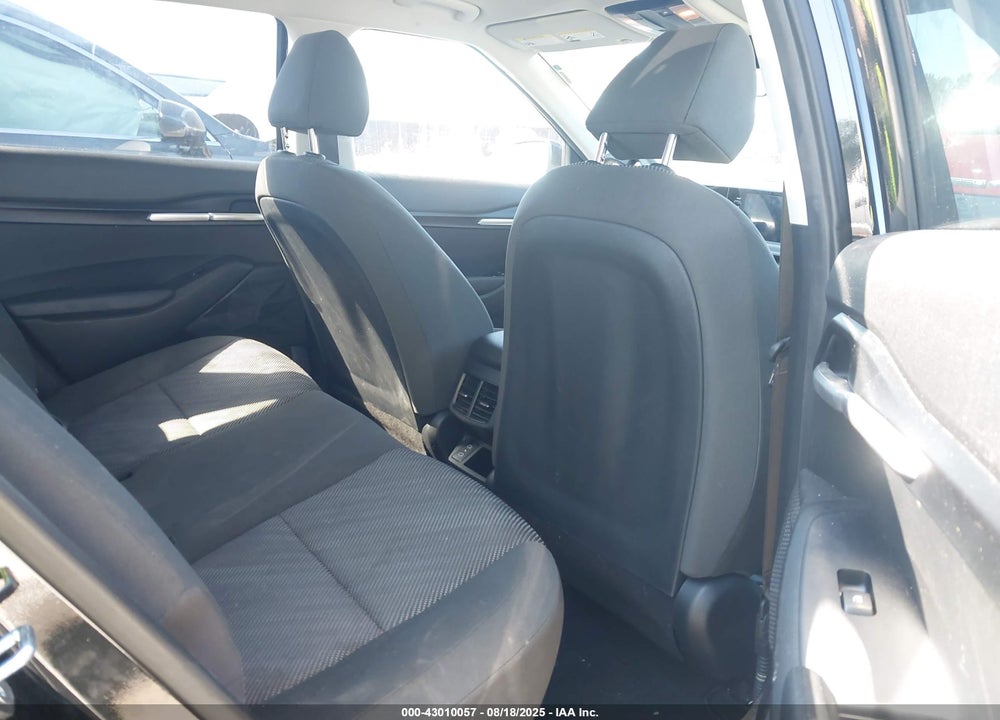 2024 KIA SELTOS VIN: KNDEPCAA3R7636300