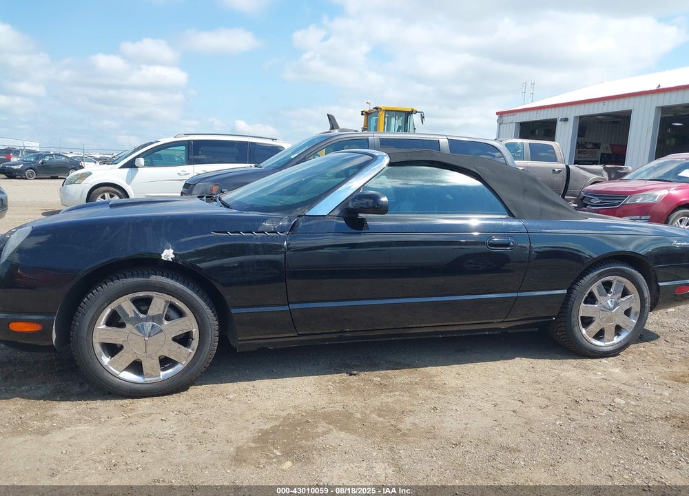2002 FORD THUNDERBIRD VIN: 1FAHP60A82Y126935