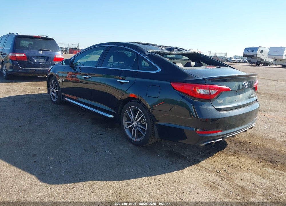 2015 HYUNDAI SONATA VIN: 5NPE34AB5FH081853