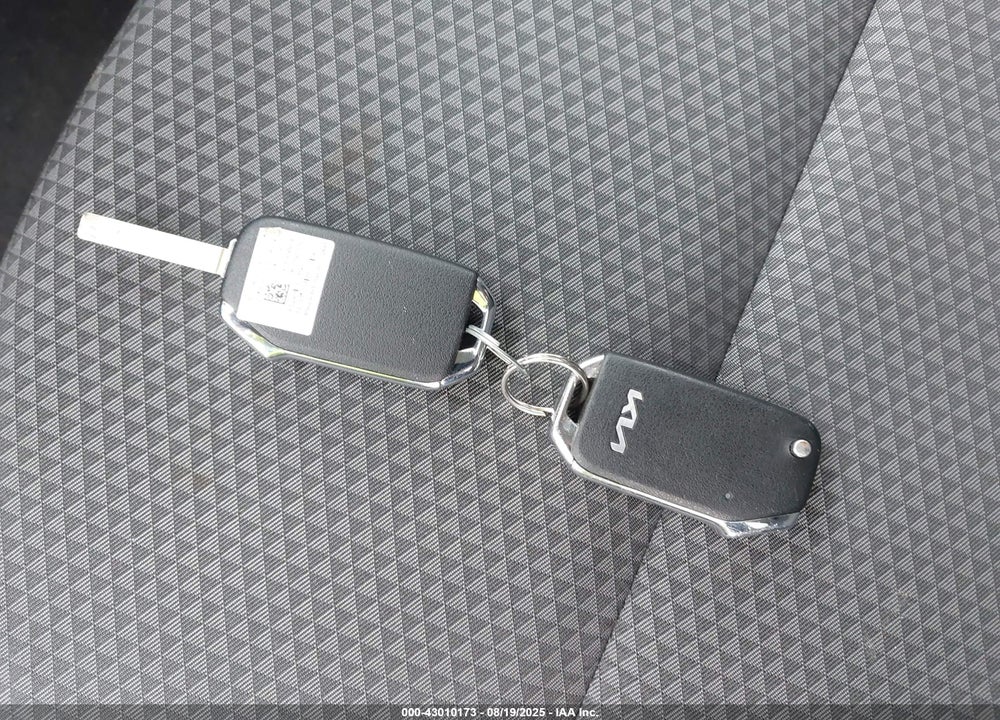 2023 KIA SOUL LX VIN: KNDJ23AU5P7886917