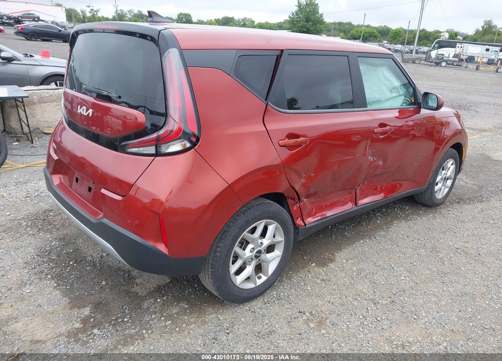 2023 KIA SOUL LX VIN: KNDJ23AU5P7886917