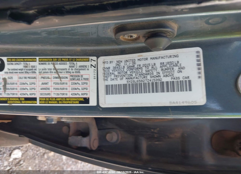 2007 PONTIAC VIBE VIN: 5Y2SL65827Z415392