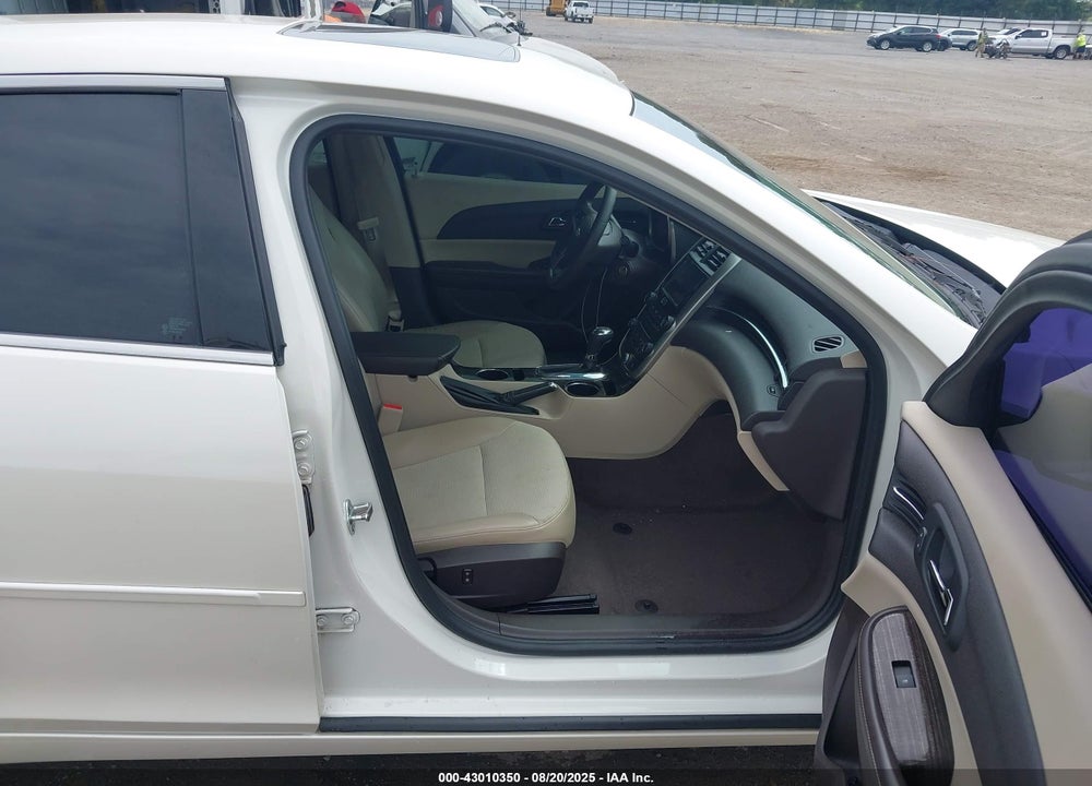 2014 CHEVROLET MALIBU VIN: 1G11C5SL2EF288746