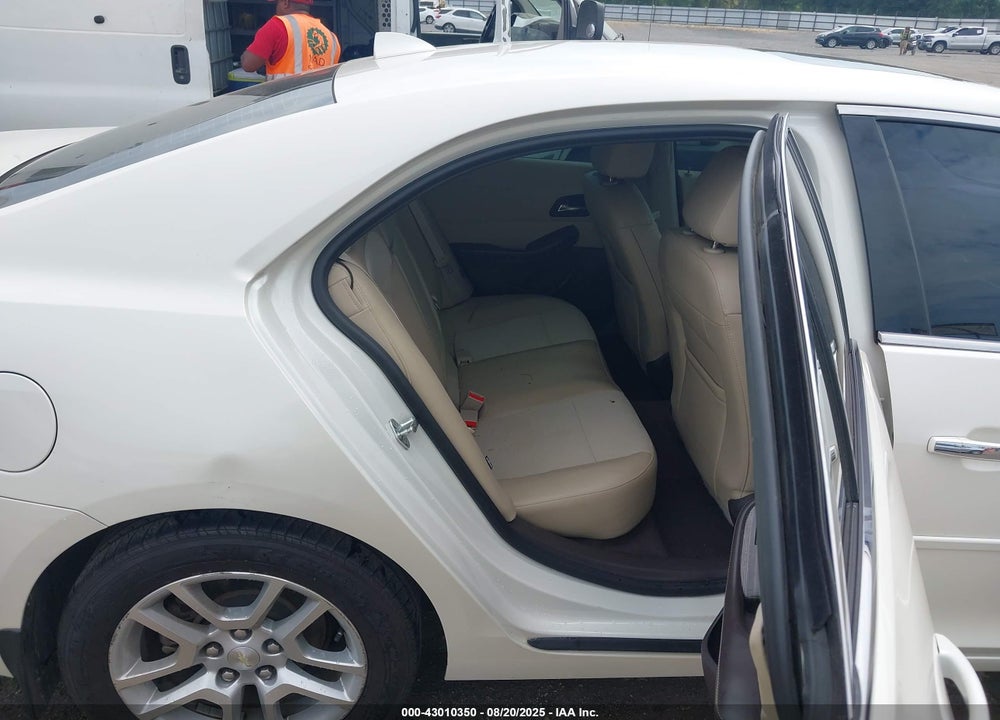 2014 CHEVROLET MALIBU VIN: 1G11C5SL2EF288746