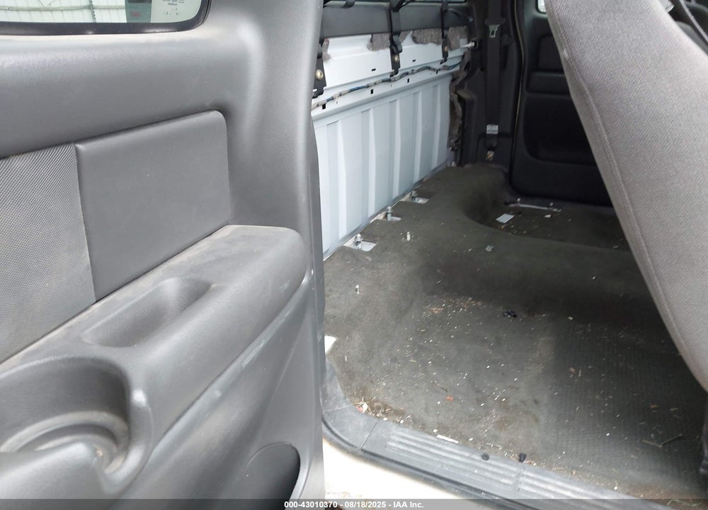 2005 GMC SIERRA 1500 SLE VIN: 1GTEK19Z45Z157380