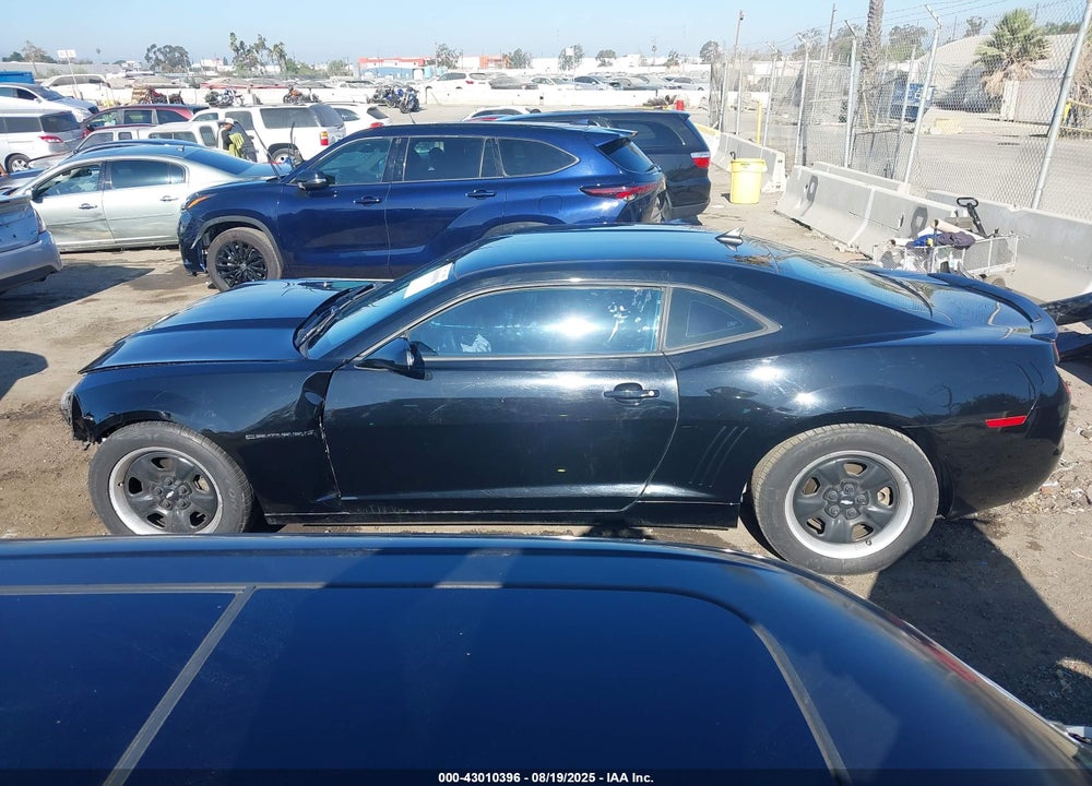 2011 CHEVROLET CAMARO VIN: 2G1FA1ED8B9153381