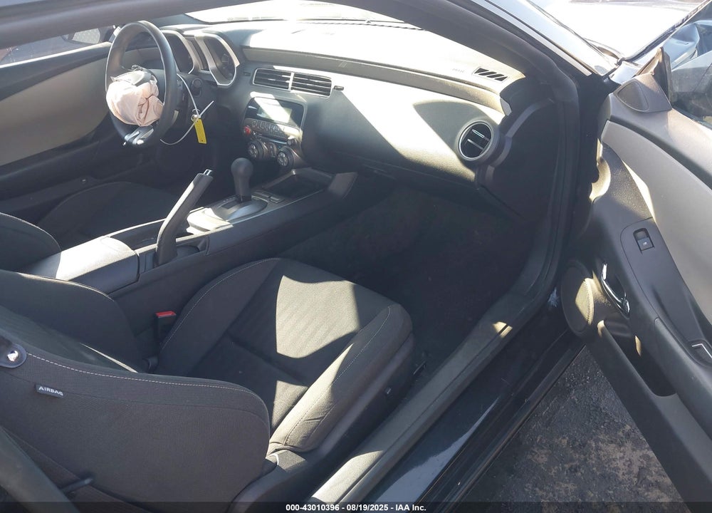 2011 CHEVROLET CAMARO VIN: 2G1FA1ED8B9153381