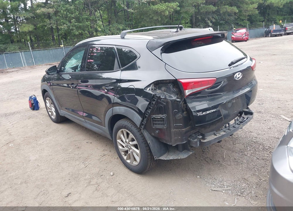 2016 HYUNDAI TUCSON VIN: KM8J33A45GU196014